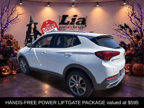 White Frost Tricoat 2022 Buick Encore GX Essence