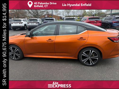 Monarch Orange Metallic/Super Black 2022 Nissan Sentra SR
