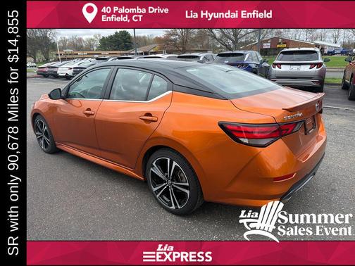Monarch Orange Metallic/Super Black 2022 Nissan Sentra SR