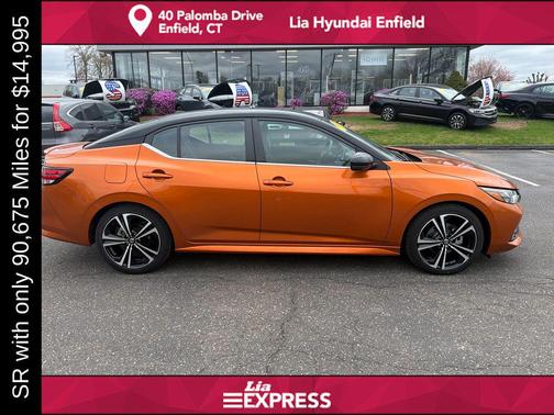 Monarch Orange Metallic/Super Black 2022 Nissan Sentra SR