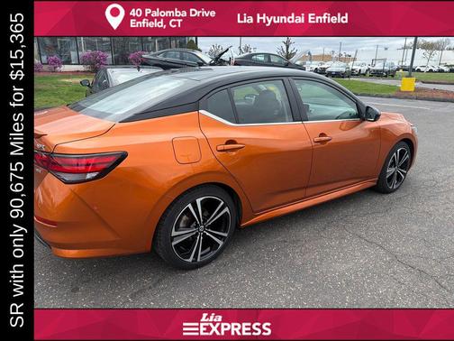 Monarch Orange Metallic/Super Black 2022 Nissan Sentra SR