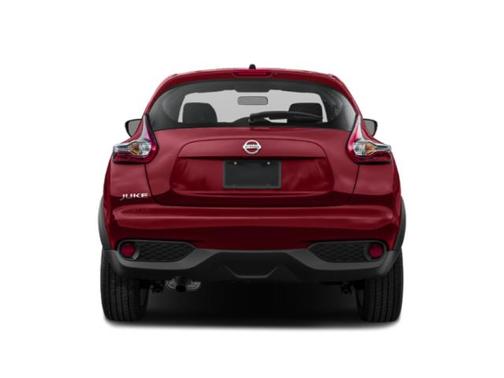 White Pearl 2015 Nissan Juke SV