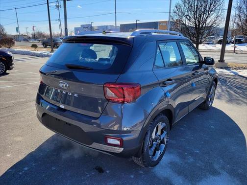 2025 Hyundai VENUE Limited