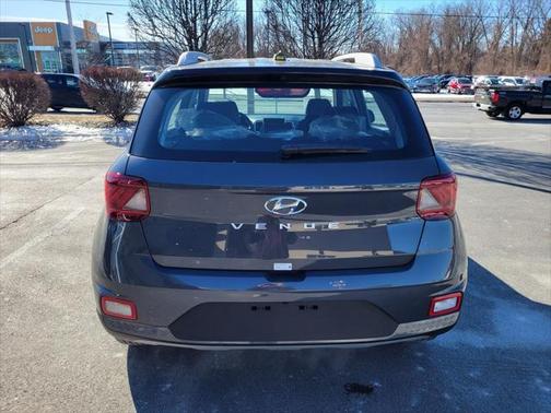 2025 Hyundai VENUE Limited