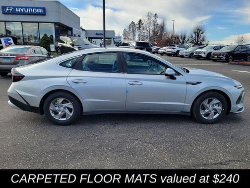 2026 Hyundai SONATA SE