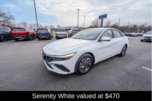 2024 Hyundai ELANTRA SEL