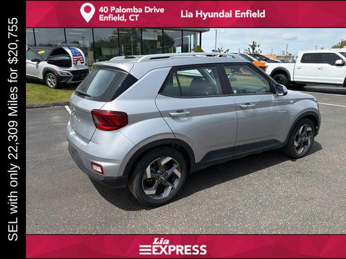 Shimmering Silver 2025 Hyundai VENUE SEL