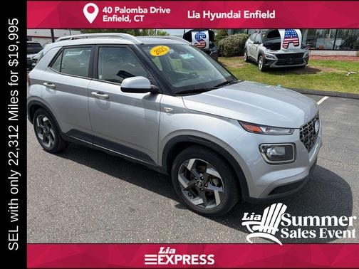 Shimmering Silver 2025 Hyundai VENUE SEL