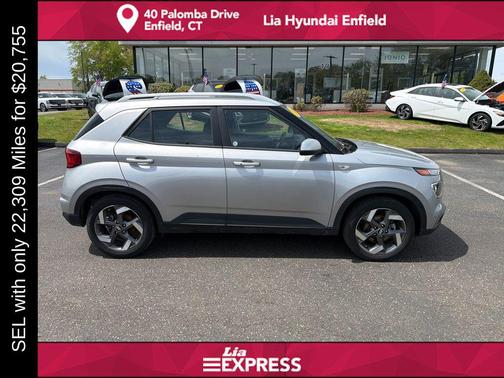 Shimmering Silver 2025 Hyundai VENUE SEL