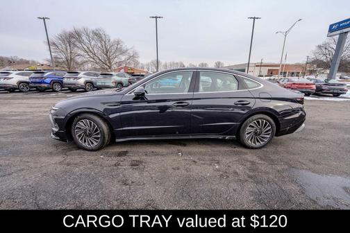 2024 Hyundai SONATA Hybrid SE