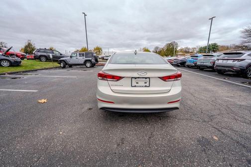 2017 Hyundai ELANTRA Value Edition