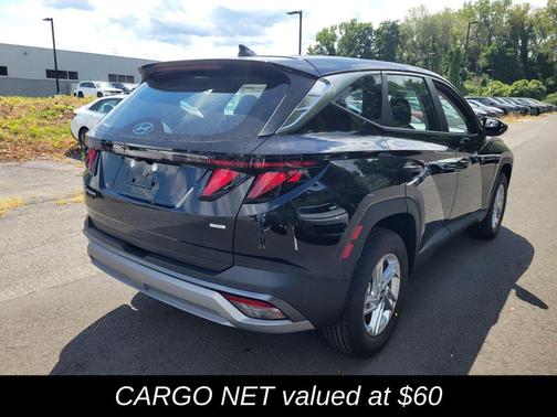 Phantom Black 2026 Hyundai TUCSON SE