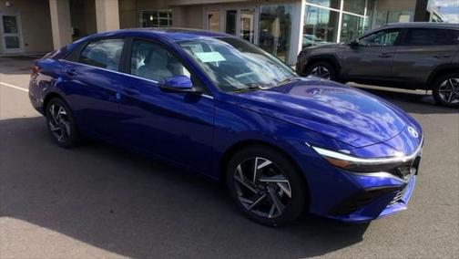 2025 Hyundai ELANTRA Limited