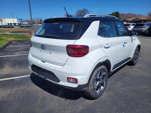 2025 Hyundai VENUE Limited