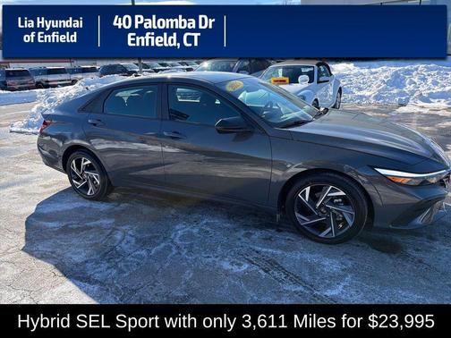 2025 Hyundai ELANTRA HEV SEL Sport