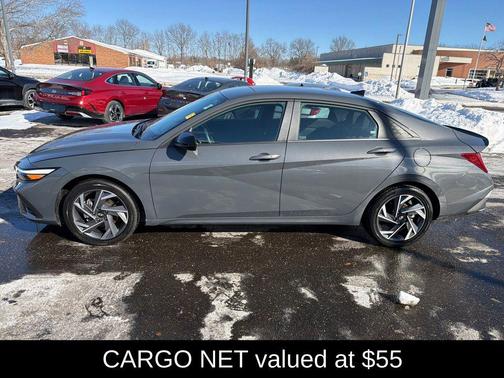 2025 Hyundai ELANTRA HEV SEL Sport