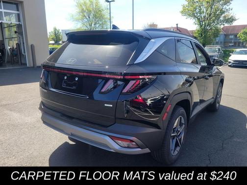 Phantom Black 2026 Hyundai TUCSON SEL Premium