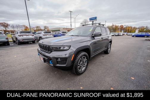 2022 Jeep Grand Cherokee 4xe Trailhawk