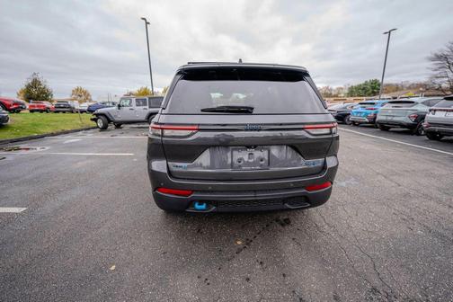 2022 Jeep Grand Cherokee 4xe Trailhawk
