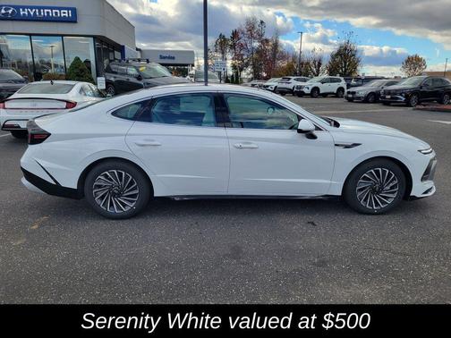 2026 Hyundai SONATA Hybrid SE