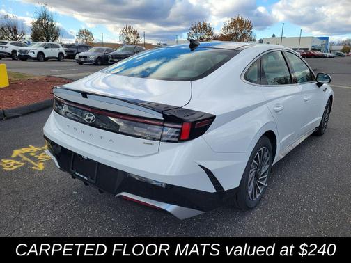 2026 Hyundai SONATA Hybrid SE