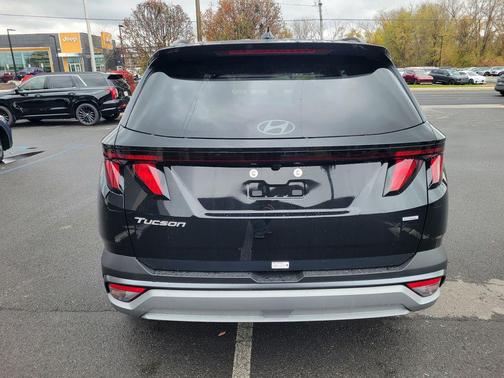 Phantom Black 2026 Hyundai TUCSON SEL