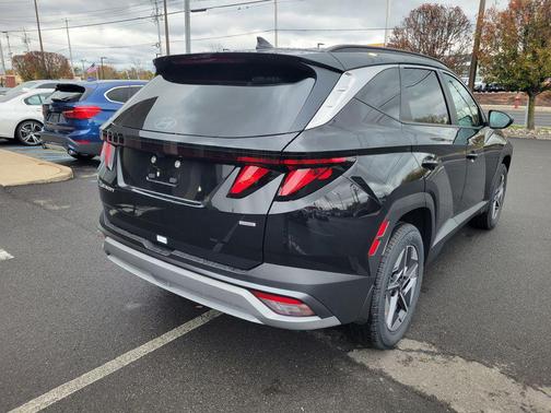 Phantom Black 2026 Hyundai TUCSON SEL