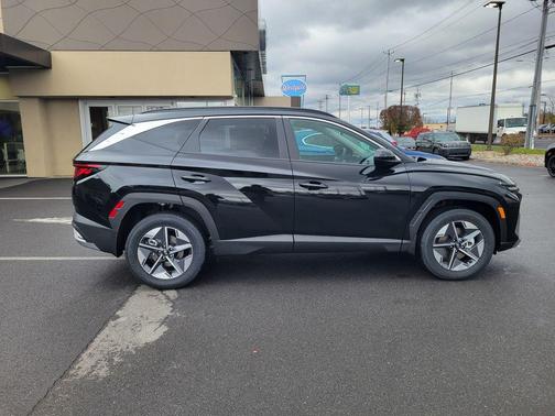 Phantom Black 2026 Hyundai TUCSON SEL