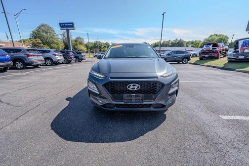 2021 Hyundai KONA SEL