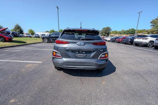 2021 Hyundai KONA SEL