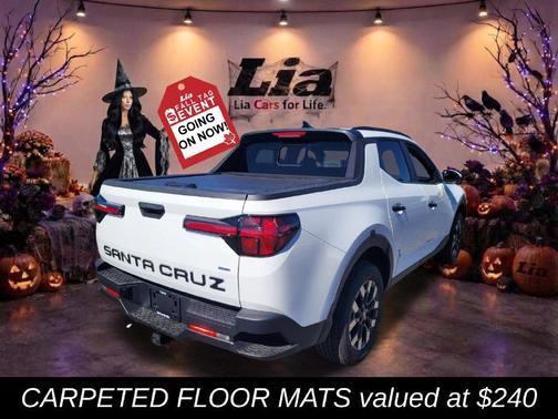 Atlas White 2027 Hyundai SANTA CRUZ SEL Activity