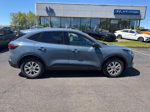VAPOR BLUE METALLIC 2025 Ford Escape Active