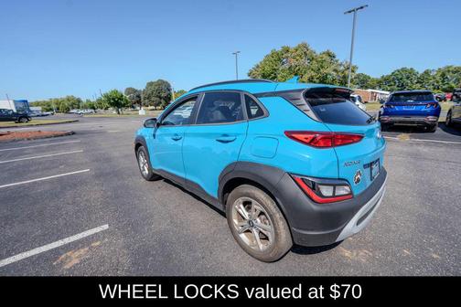 2023 Hyundai KONA SEL