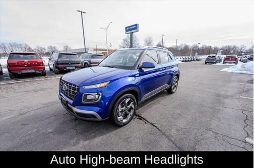 2025 Hyundai VENUE SEL