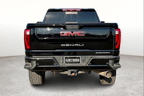 2024 GMC Sierra 2500 Denali