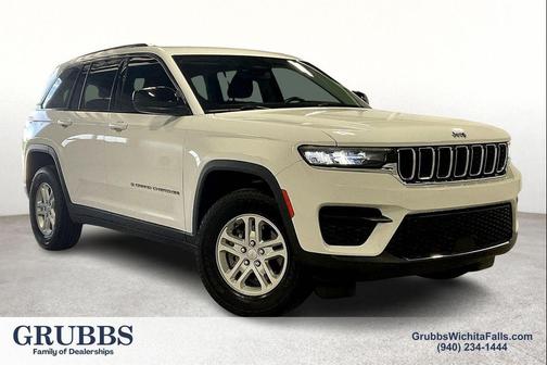 2022 Jeep Grand Cherokee Laredo