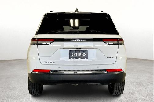 2022 Jeep Grand Cherokee Laredo