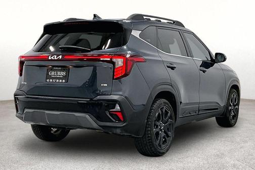 Gravity Gray 2024 Kia Seltos X-Line