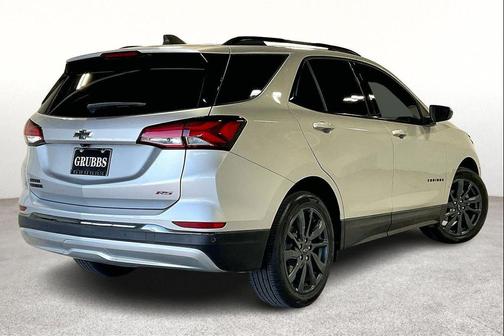 2022 Chevrolet Equinox FWD RS