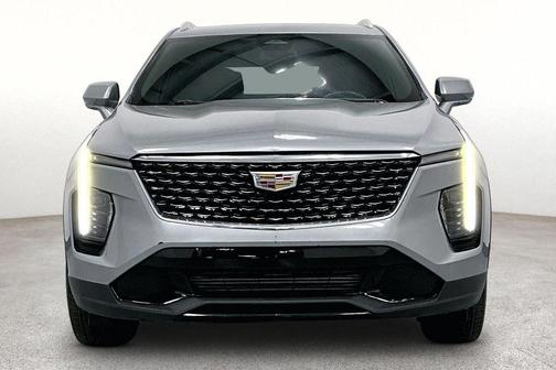 Argent Silver Metallic 2024 Cadillac XT4 Premium Luxury