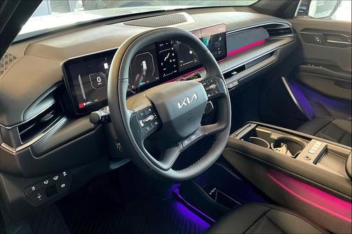 2026 Kia EV9 Land