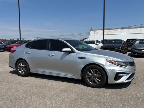 2019 Kia Optima LX