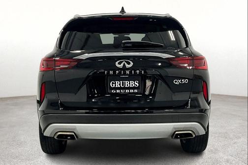 2024 INFINITI QX50 LUXE