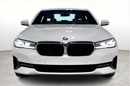2023 BMW 530 i