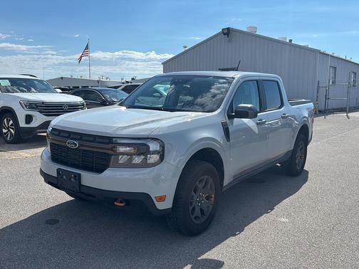 2023 Ford Maverick Lariat