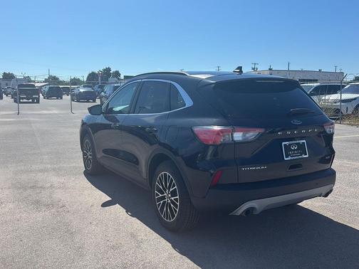 2021 Ford Escape Titanium