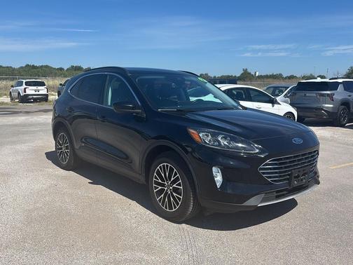 2021 Ford Escape Titanium