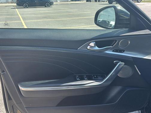 2022 Kia Stinger GT2