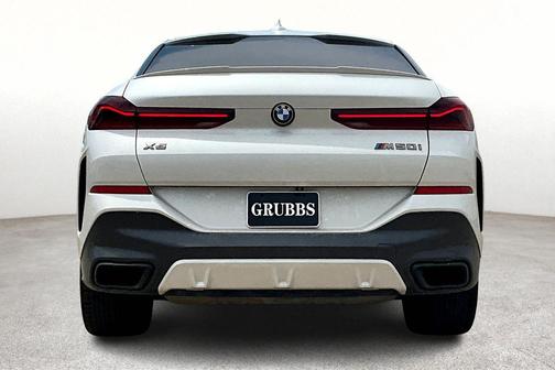 2022 BMW X6 M50i