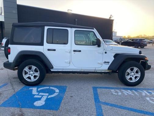 2022 Jeep Wrangler Unlimited Sport
